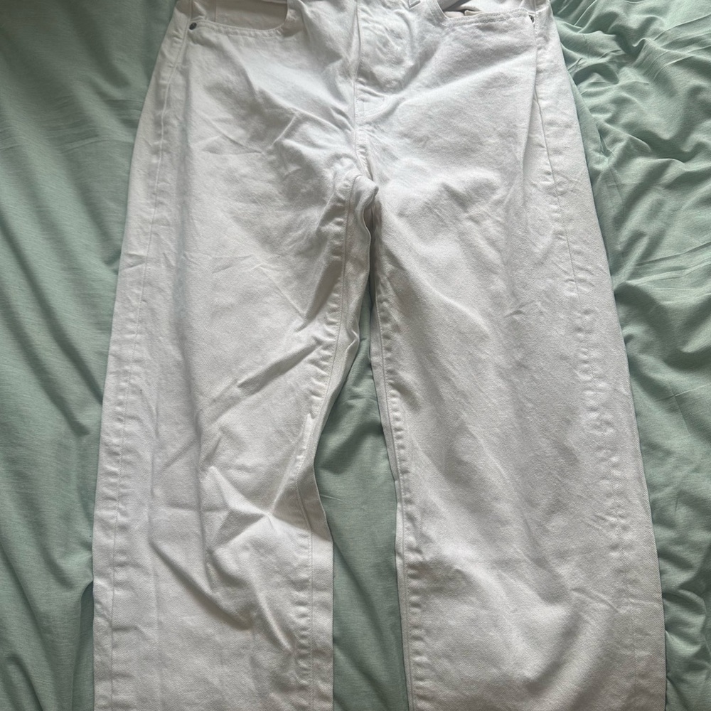 Uniqlo Women's Straight Leg Jeans - White